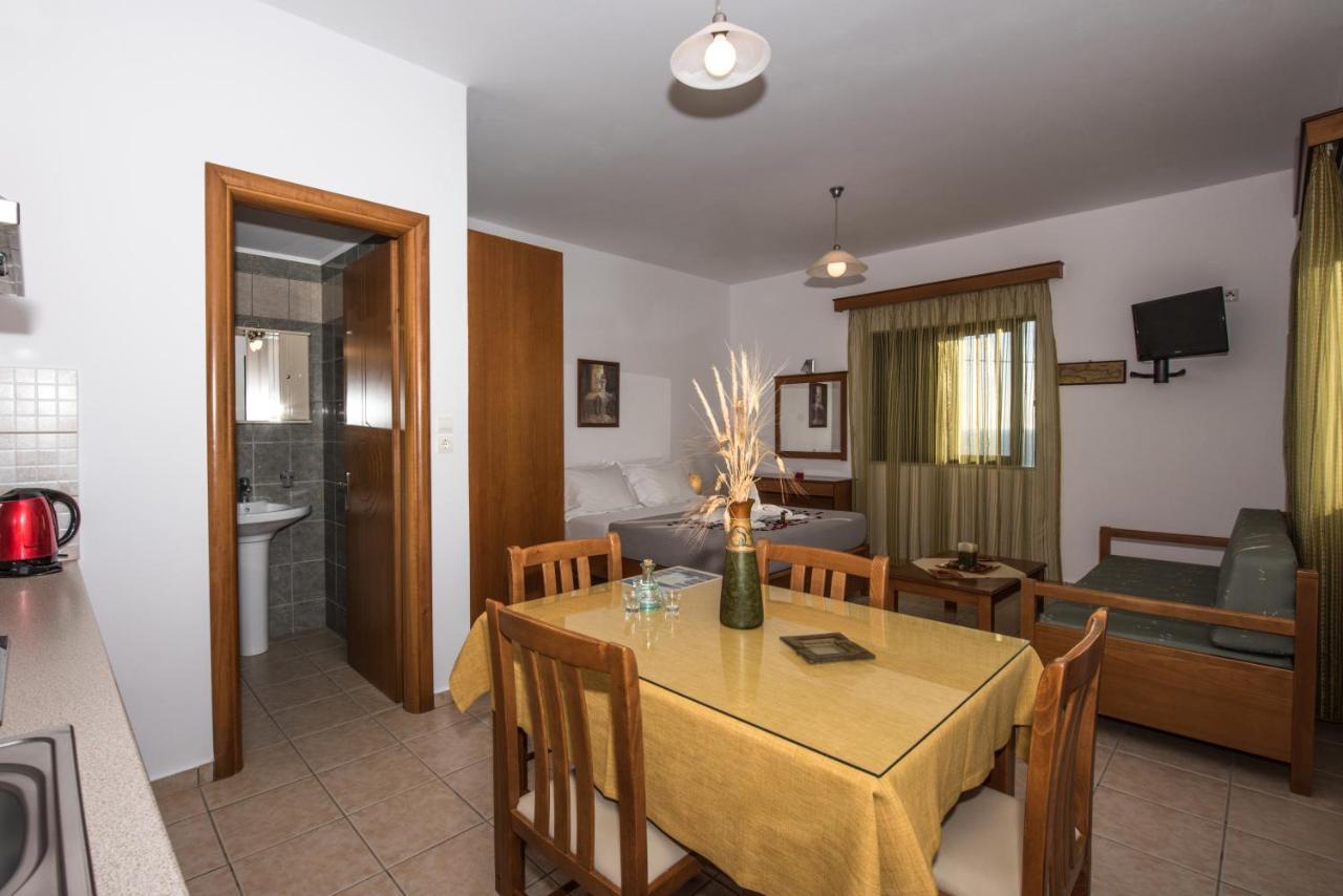 Magnolia Apartments And Studios Falasarna Extérieur photo